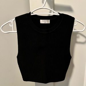 Aritzia Babaton Sculpt Knit Muscle Crop